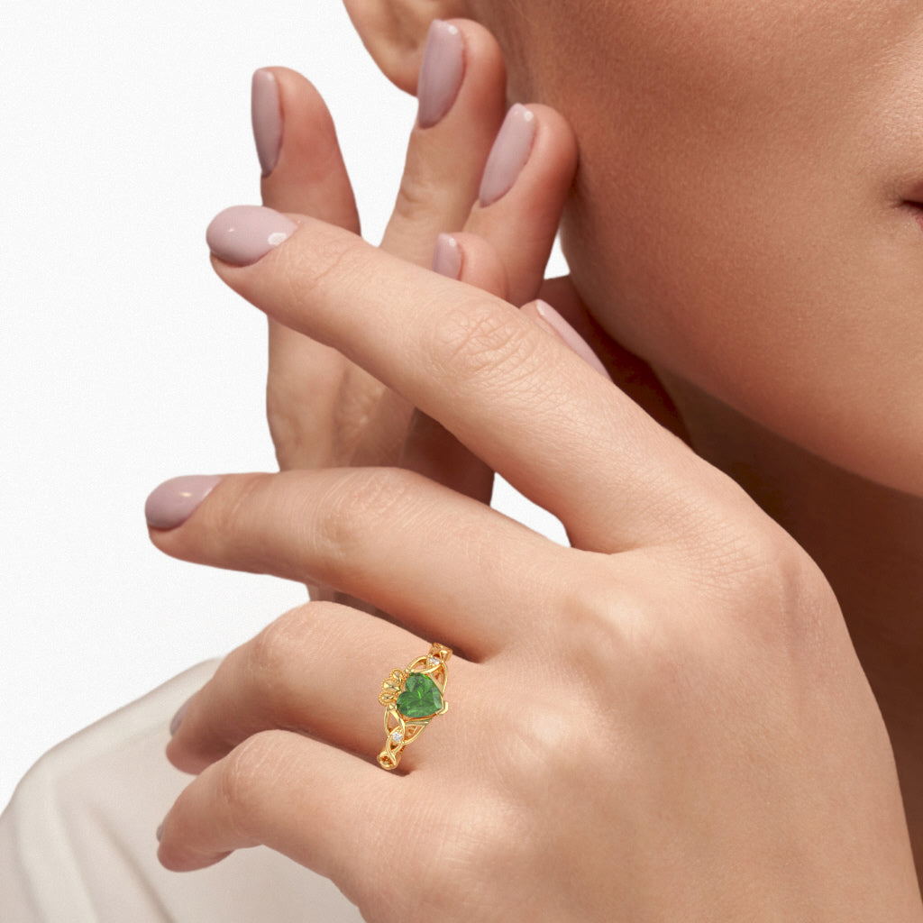 Celtic Trinity Knot Claddagh Heart Peridot Diamond Ring In 14k Yellow Gold